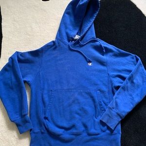 Traditional Champion sweater womens size small,